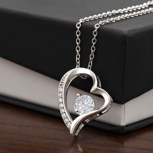 Forever Love Necklace – Dazzling Heart Pendant - Bubble Gum Wink