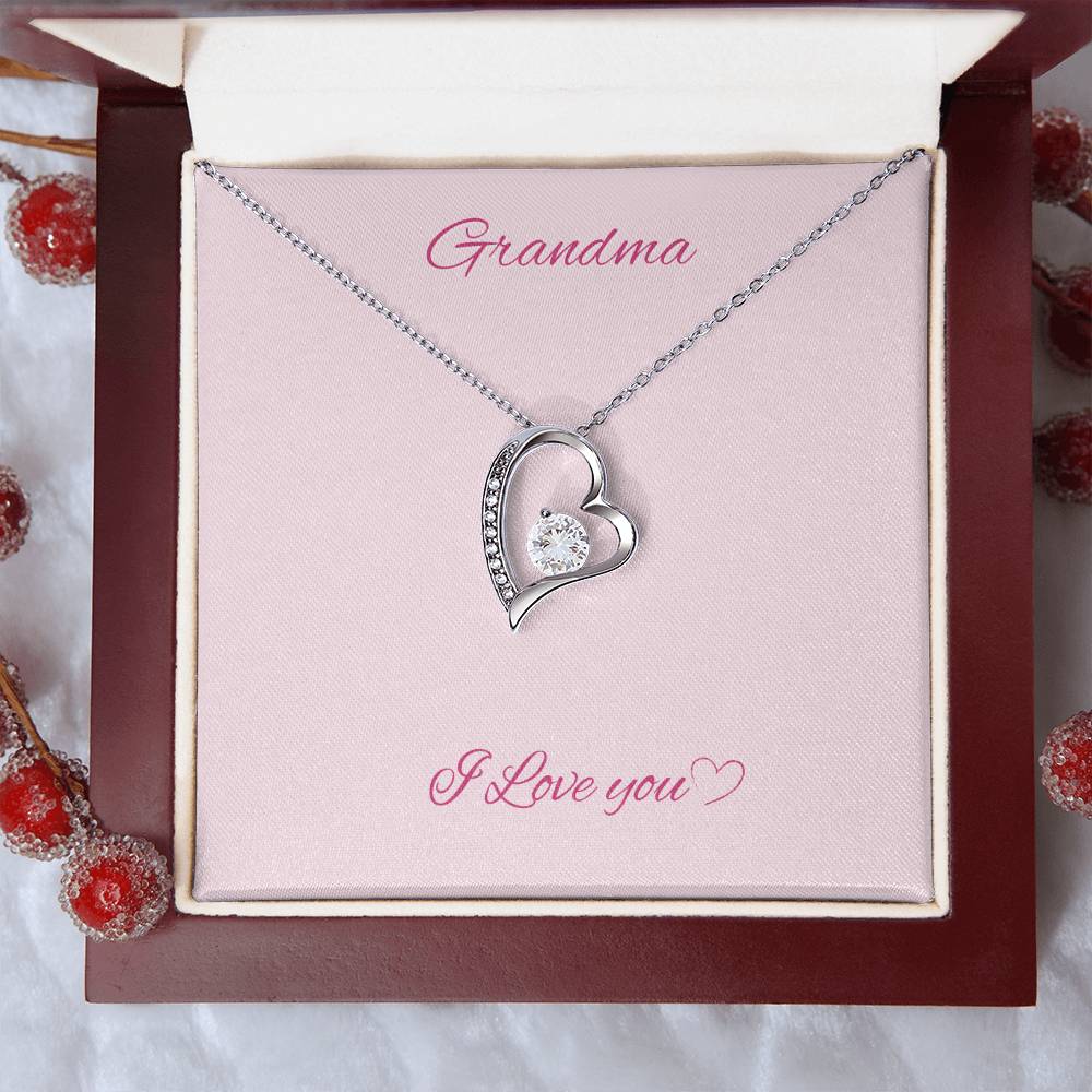 Grandma heart necklace - Bubble Gum Wink