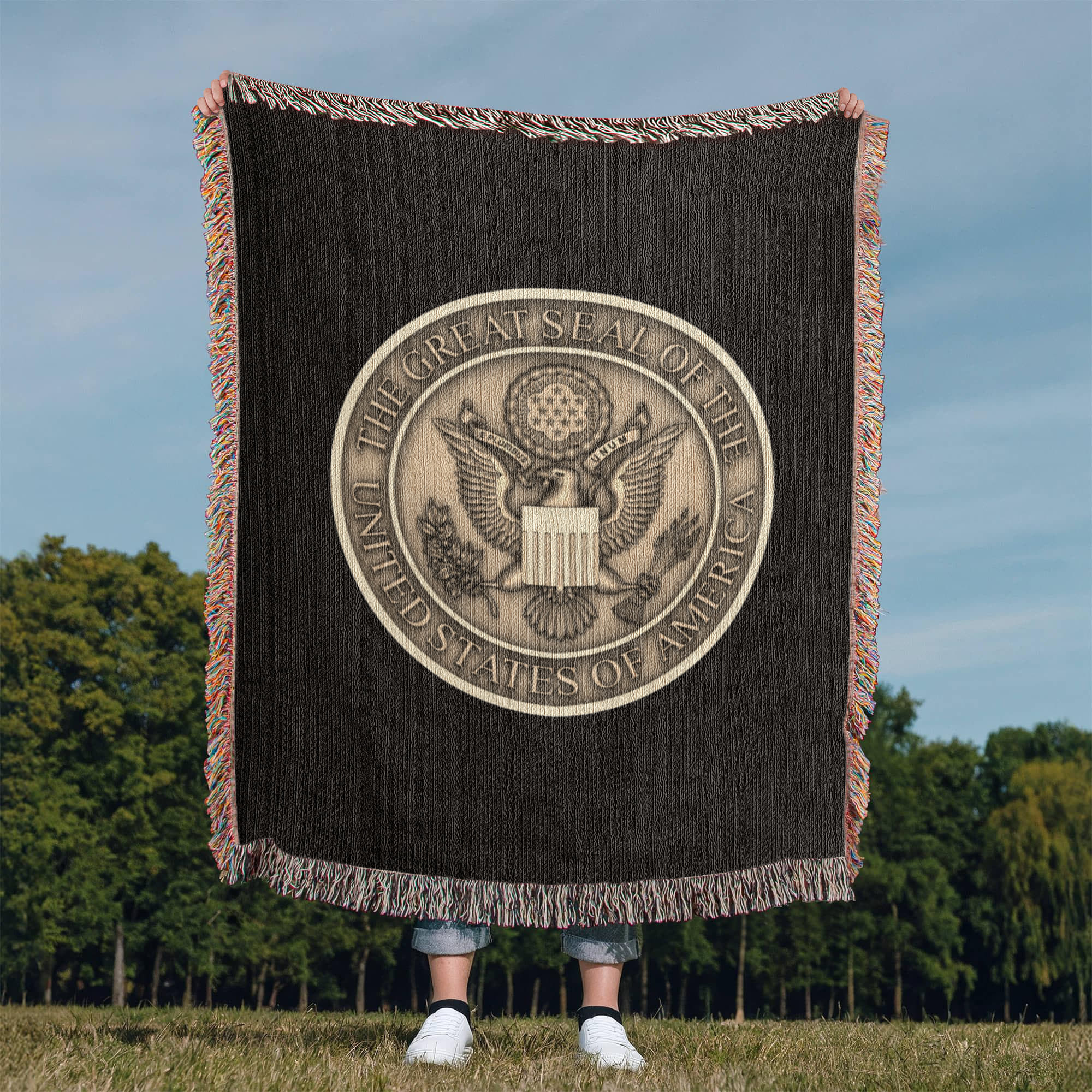 The Great Seal of the United States Woven Throw Blanket – Patriotic Heritage Edition - Bubble Gum Wink